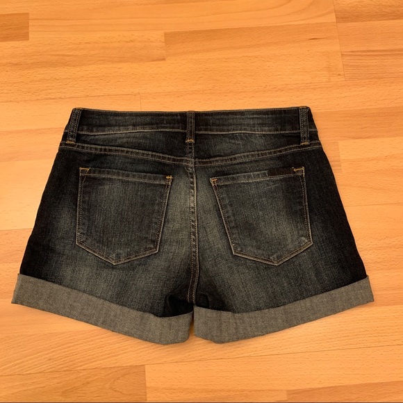 🌸 Pookie loves Sebastian Cuffed dark blue denim short shorts - Picture 2 of 7